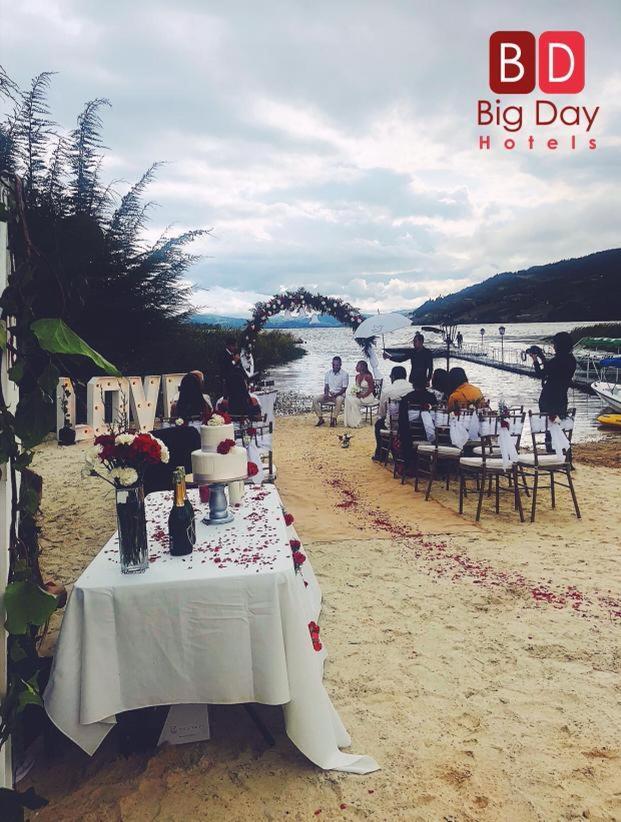 Big Day Hotels-Lago De 토타 외부 사진